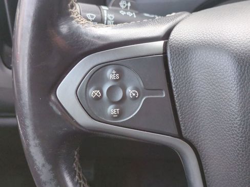 Used 2018 Chevrolet Silverado 1500 LT AWD/4WD image 23
