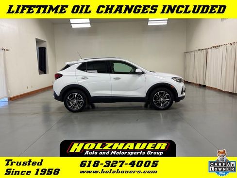 Used 2021 Buick Encore GX Essence AWD/4WD image 1