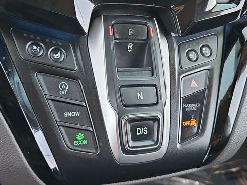 Used 2018 Honda Odyssey Elite image 17