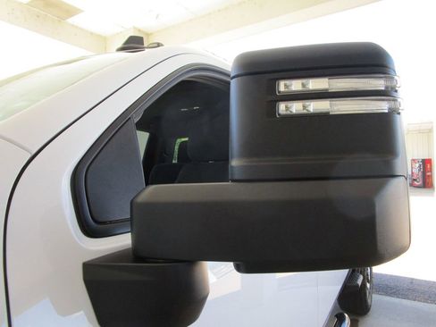 Used 2024 Chevrolet Silverado 2500 Custom w/ Custom Value Package AWD/4WD image 15
