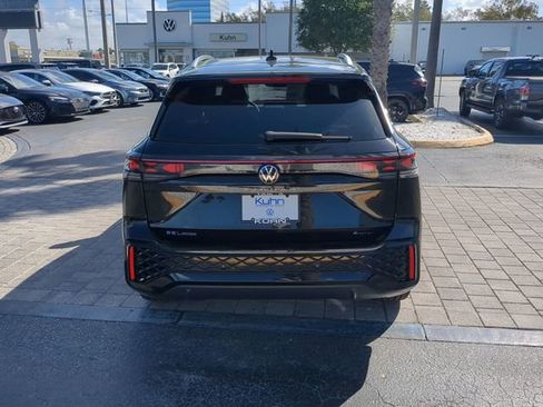 New 2026 Volkswagen Tiguan SEL R-Line AWD/4WD image 5