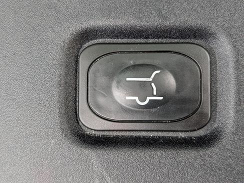 Used 2025 Ford Expedition Active RWD image 16