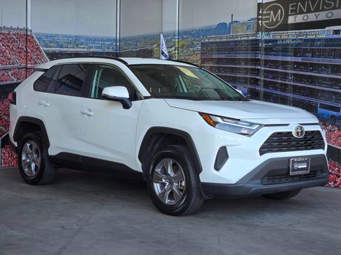 Certified 2025 Toyota RAV4 XLE AWD/4WD image 1