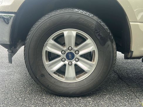 Used 2018 Ford F150 XLT w/ Equipment Group 301A Mid AWD/4WD image 9