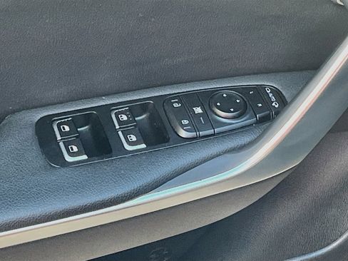 Used 2022 Kia Stinger GT-Line w/ Sun & Sound Package AWD/4WD image 18