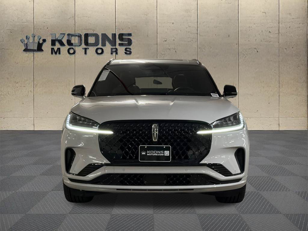 New 2027 Lincoln Aviator Reserve w/ Jet Appearance Package AWD/4WD image 3