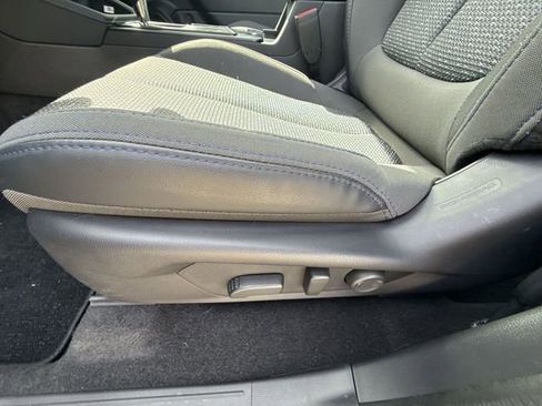 Certified 2026 Subaru Forester Premium image 12