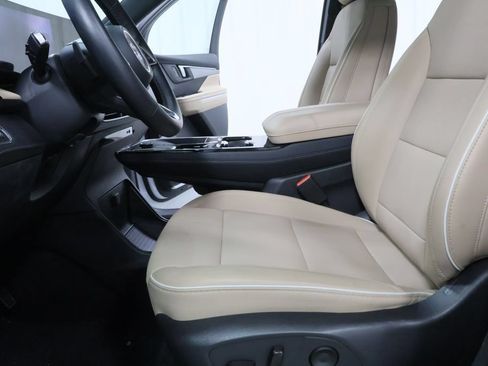 Used 2026 Buick Enclave Preferred FWD image 21