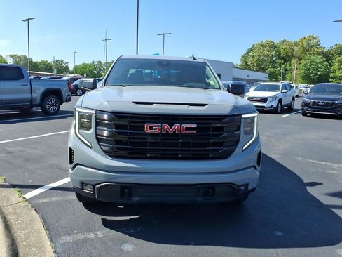 Used 2024 GMC Sierra 1500 Elevation w/ Preferred Package AWD/4WD image 2