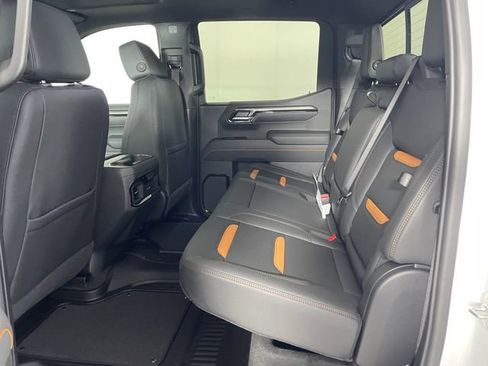 New 2026 GMC Sierra 1500 AT4 w/ AT4 Premium Package AWD/4WD image 15