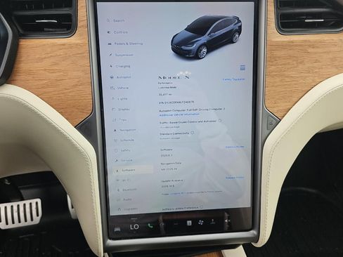 Used 2020 Tesla Model X Performance AWD/4WD image 9