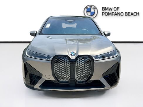 Used 2025 BMW iX M60 AWD/4WD image 2