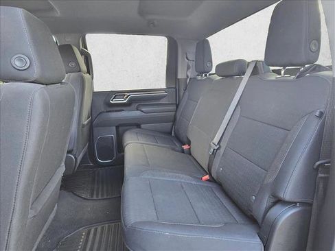 Used 2025 Chevrolet Silverado 2500 LT w/ Convenience Package AWD/4WD image 17