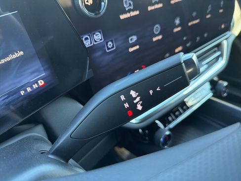 New 2026 Chevrolet Equinox EV LT image 8