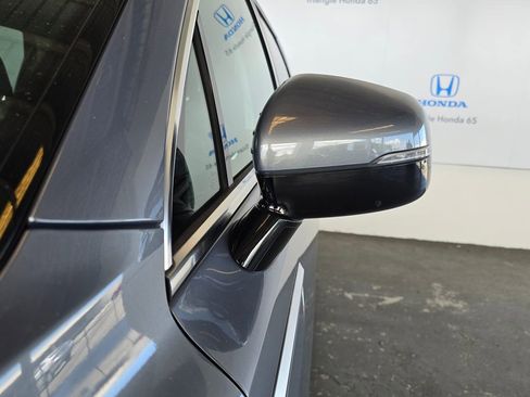 Used 2021 Kia Sorento LX FWD image 16