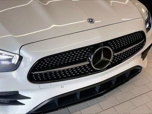 Certified 2022 Mercedes-Benz E 450 4MATIC Cabriolet image 22