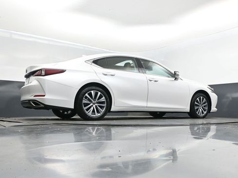 Used 2019 Lexus ES 350 image 42