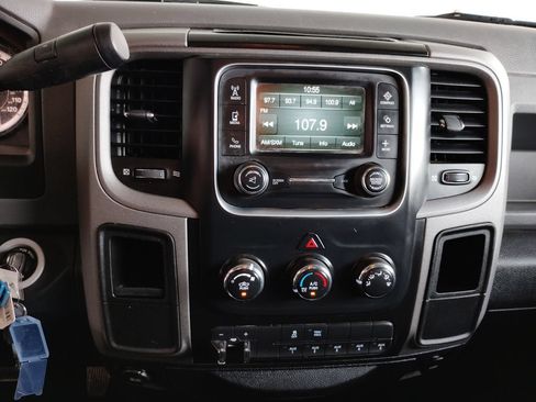 Used 2016 RAM 2500 Tradesman w/ Popular Equipment Group RWD image 29