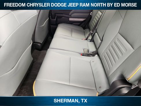 Used 2025 Toyota 4Runner Trailhunter image 24