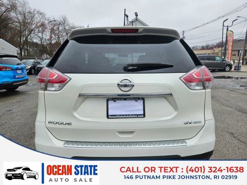 Used 2016 Nissan Rogue SV w/ SV Premium Package image 4