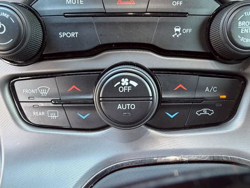 Used 2019 Dodge Challenger SXT w/ Blacktop Package RWD image 22