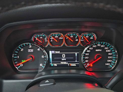 Used 2019 Chevrolet Silverado 1500 LT w/ All Star Edition image 27