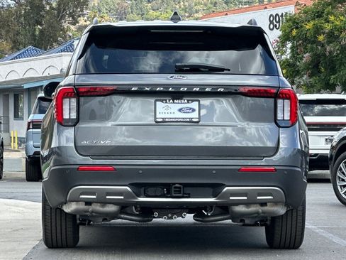 New 2026 Ford Explorer Active w/ Active Comfort Package RWD image 4