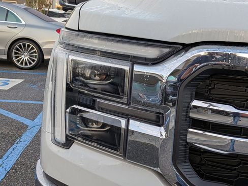 Certified 2024 Ford F150 Lariat w/ FX4 Off-Road Package image 12