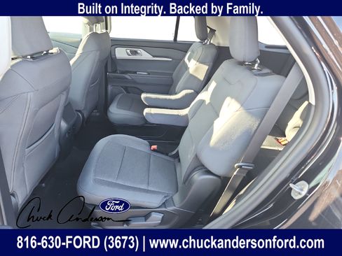 New 2026 Ford Explorer Active AWD/4WD image 23