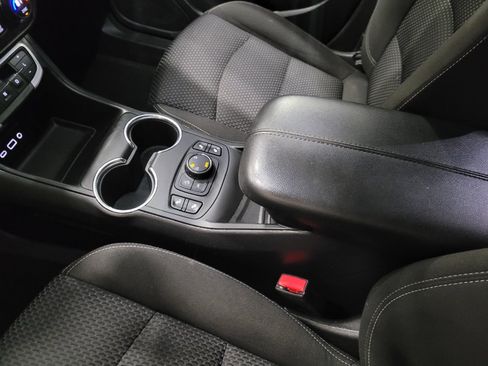 Used 2023 GMC Terrain SLE w/ Driver Convenience Package AWD/4WD image 26