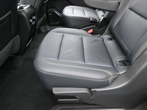 Used 2024 GMC Acadia Elevation w/ Luxury Package FWD image 37