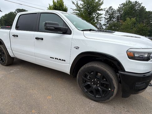 New 2026 RAM 1500 Laramie AWD/4WD image 5