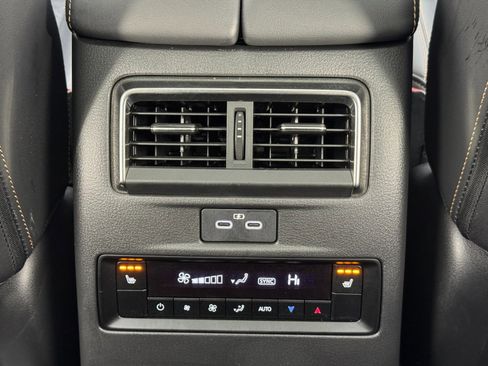 Used 2024 MAZDA CX-90 Plug-In Hybrid w/ Premium Plus image 32