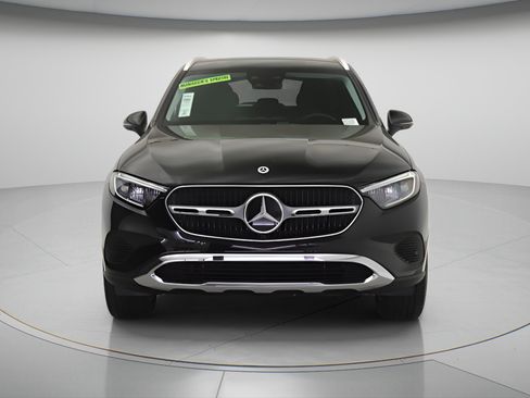 Used 2025 Mercedes-Benz GLC 350e 4MATIC image 6
