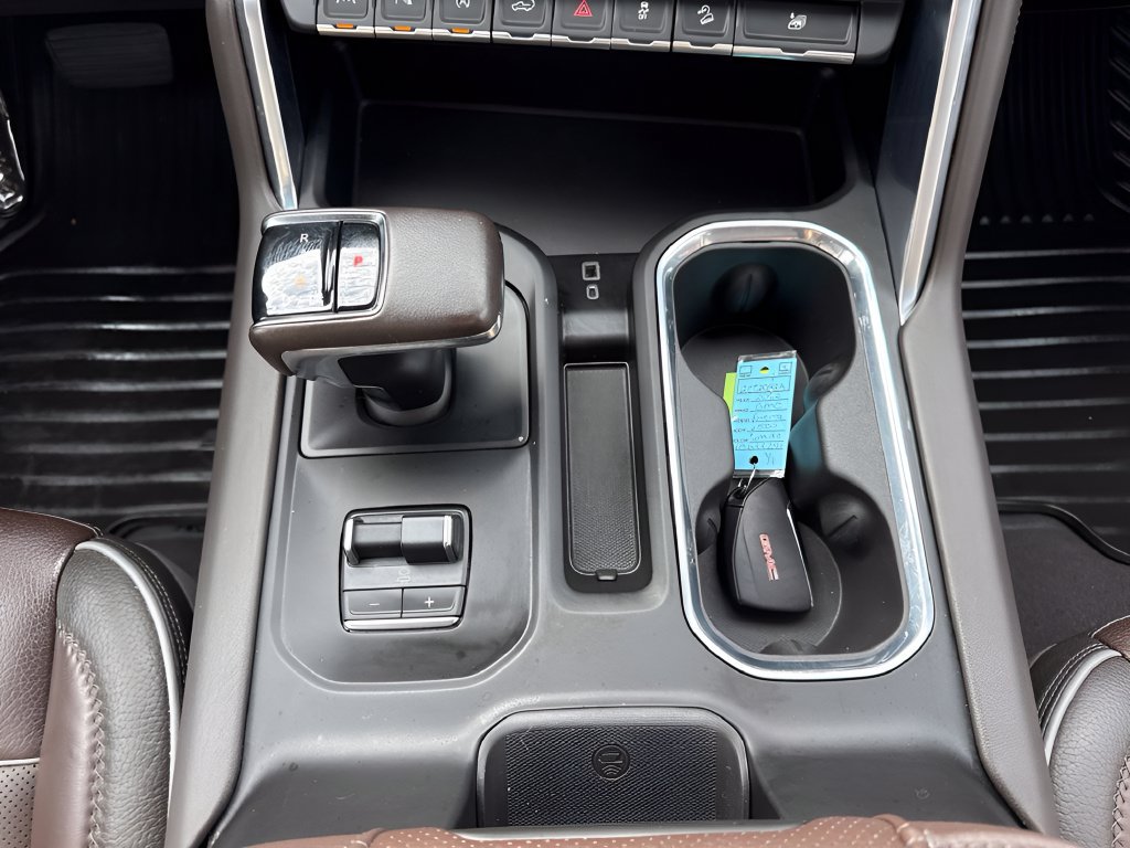 Used 2022 GMC Sierra 1500 Denali AWD/4WD image 18