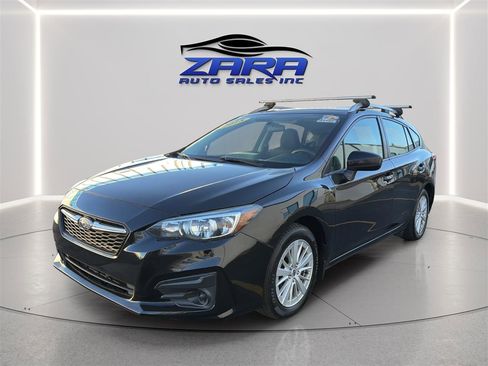 Used 2018 Subaru Impreza 2.0i Premium image 3