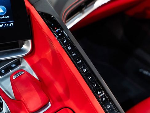 Used 2020 Chevrolet Corvette Stingray Premium Cpe w/ 3LT Preferred Equipment Group image 28