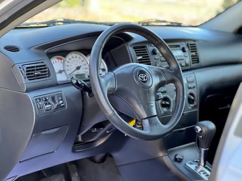 Used 2006 Toyota Corolla S image 10