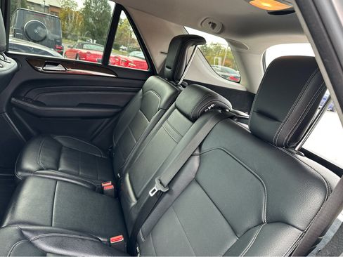 Used 2013 Mercedes-Benz ML 350 4MATIC w/ Premium 1 Pkg image 30