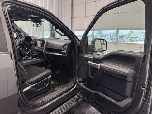 Used 2020 Ford F150 XLT w/ Equipment Group 302A Luxury AWD/4WD image 15