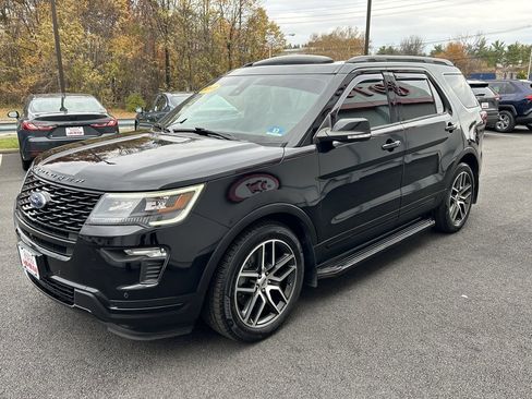 Used 2018 Ford Explorer Sport w/ Equipment Group 401A image 2