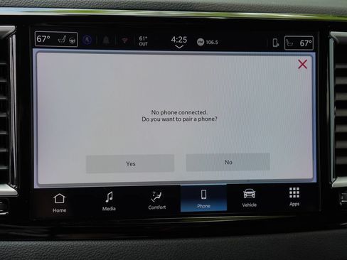 Used 2025 Chrysler Pacifica Select FWD image 32