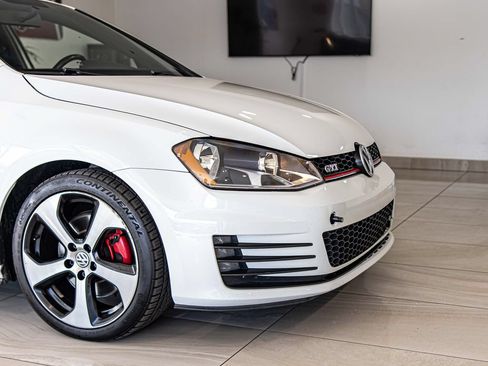 Used 2017 Volkswagen GTI S FWD image 3