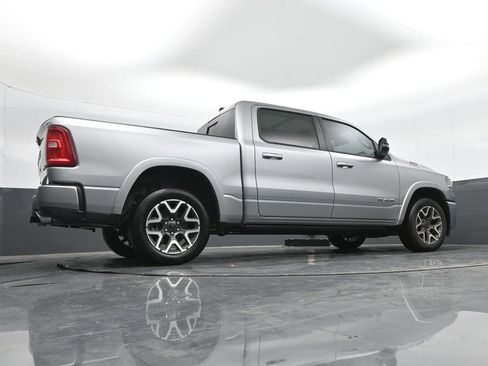 Used 2025 RAM 1500 Laramie w/ Laramie Southwest Edition AWD/4WD image 33