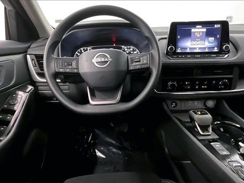 New 2025 Nissan Rogue S image 19