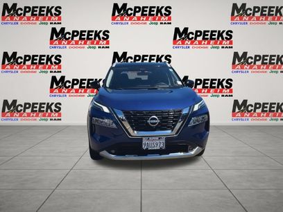 Used 2022 Nissan Rogue Platinum w/ Head-Up Display Package