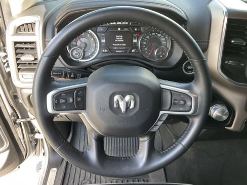 Used 2022 RAM 1500 Laramie image 31