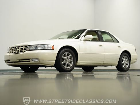 Used 1998 Cadillac Seville STS w/ Heated Seats Pkg image 19
