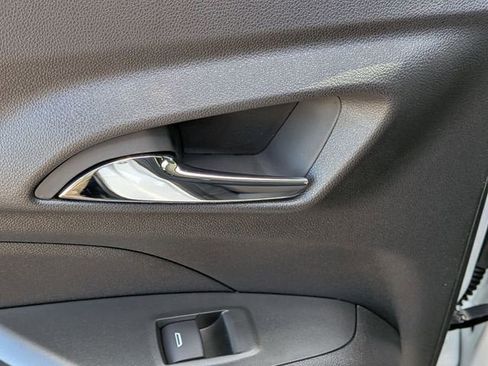 New 2026 Chevrolet Trax LT image 26