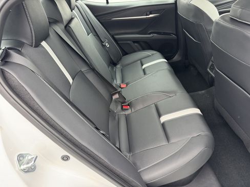 New 2026 Toyota Camry SE FWD image 5